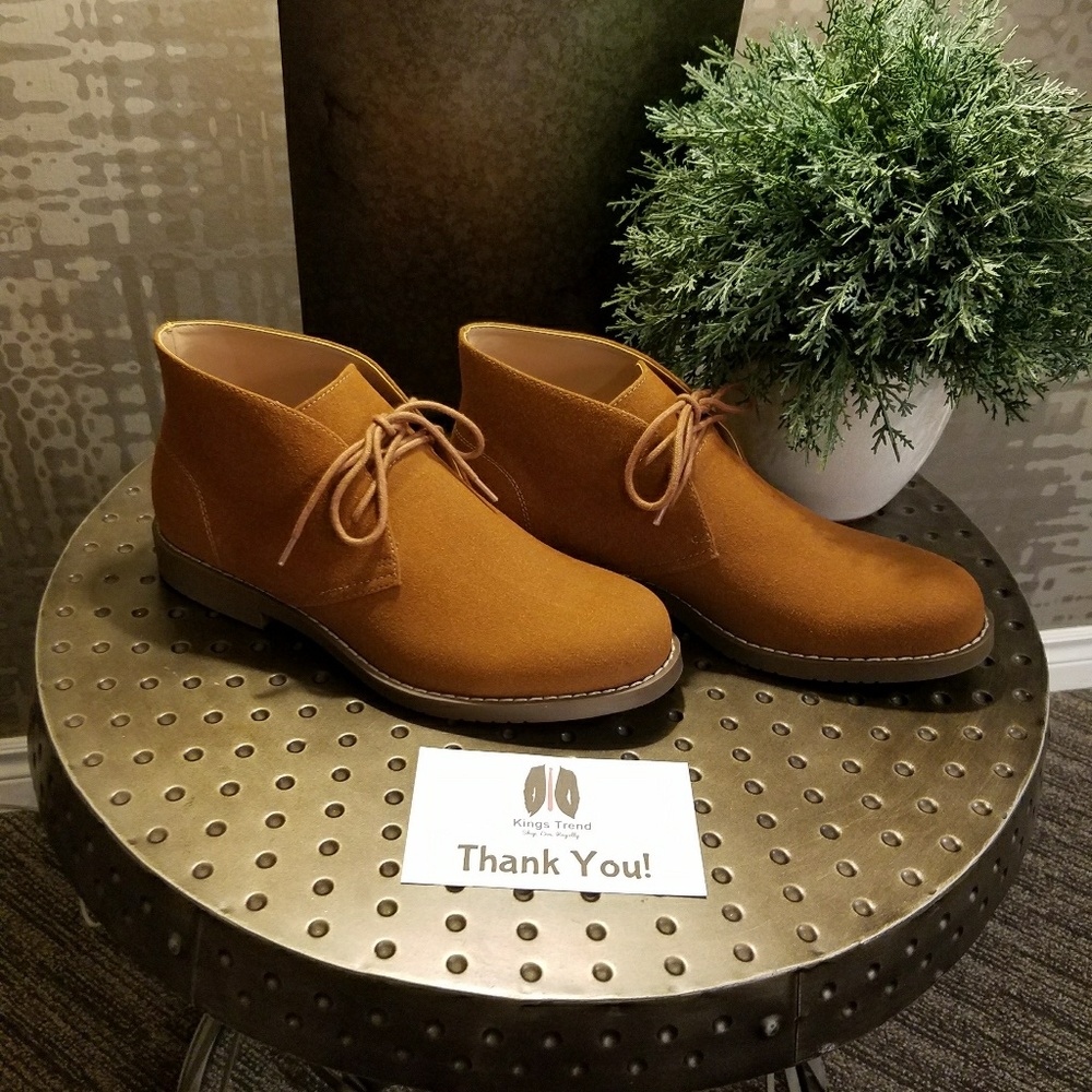 NWT Men's "Chukka" Suede Shoes